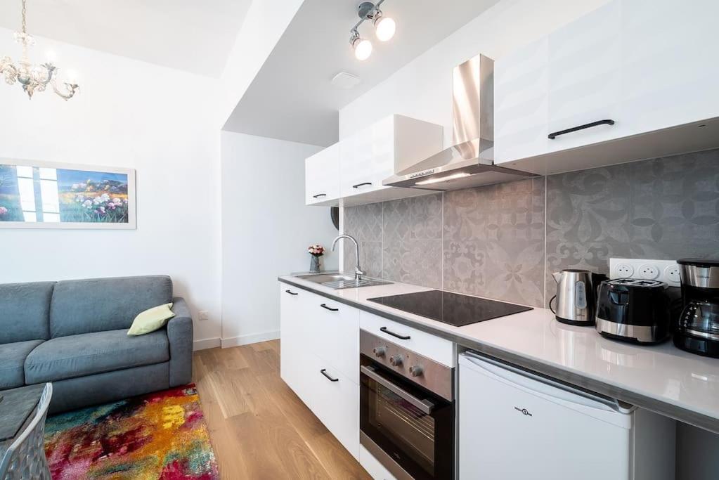 Apartment Le Shabby Chic, Beau T2, Patio, Centre